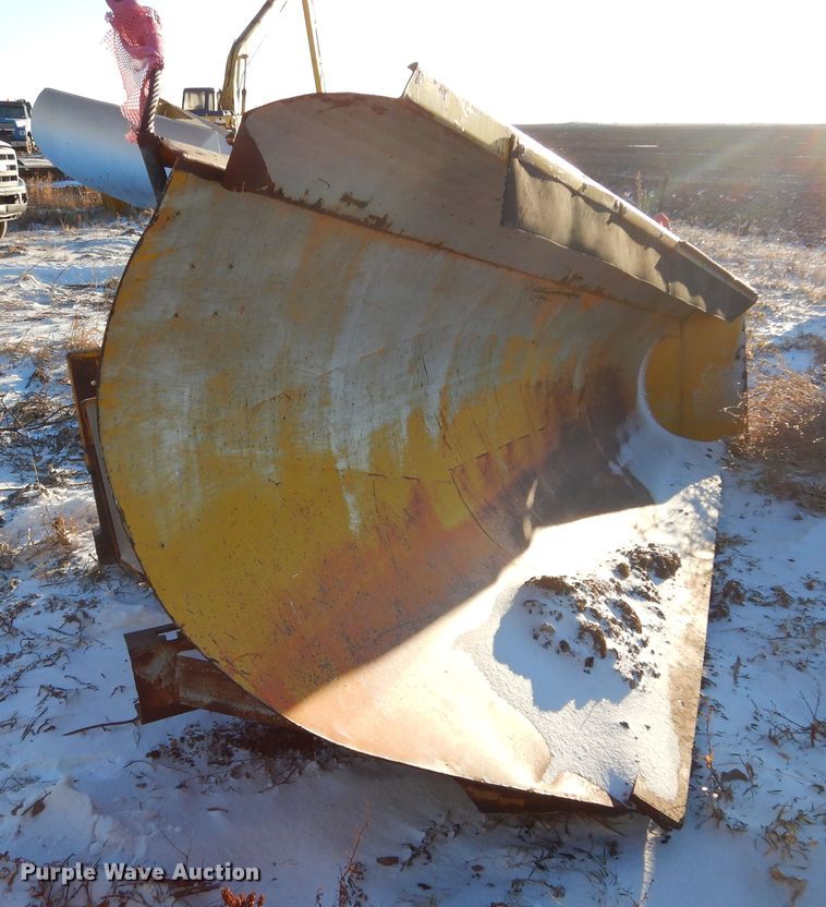 image for item DK3441 Wausau DB8661  snow plow