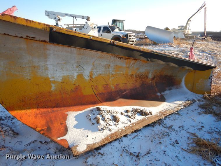 image for item DK3441 Wausau DB8661  snow plow