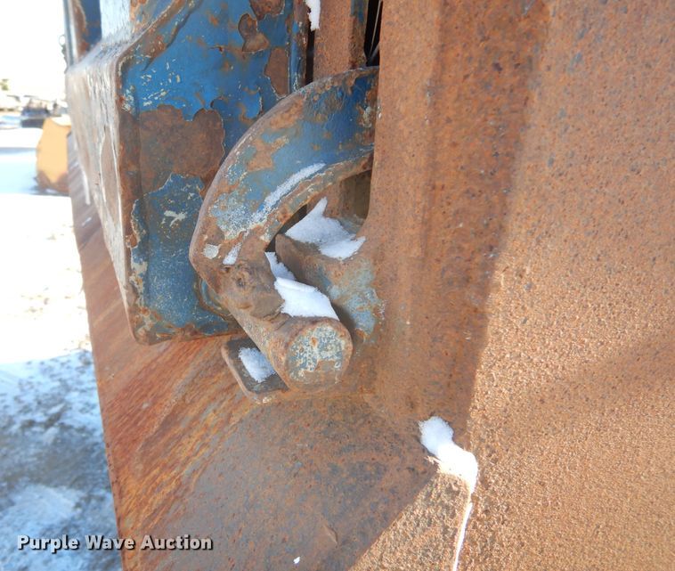 image for item DK3442 1995 International 9300 Eagle  dump truck