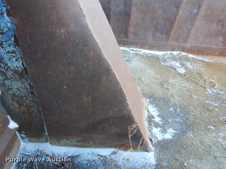 image for item DK3442 1995 International 9300 Eagle  dump truck