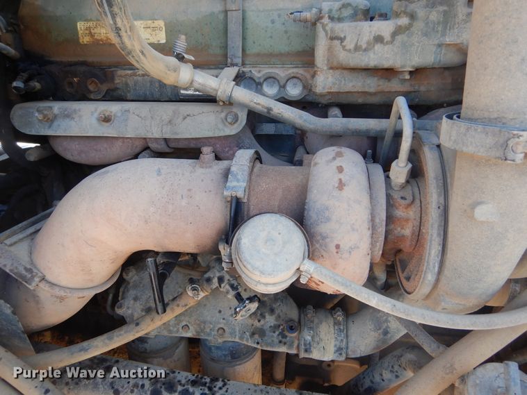 image for item DK3442 1995 International 9300 Eagle  dump truck