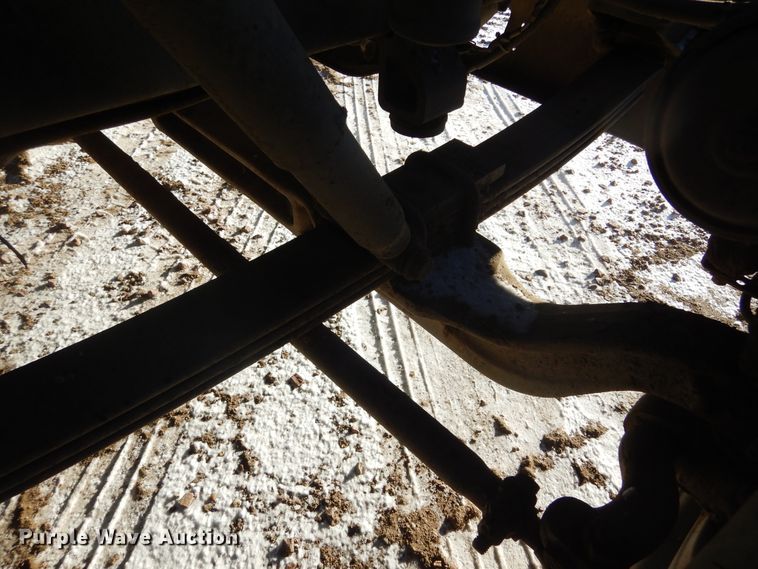 image for item DK3442 1995 International 9300 Eagle  dump truck