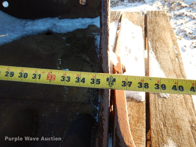 image for item DK3446 36"W excavator bucket