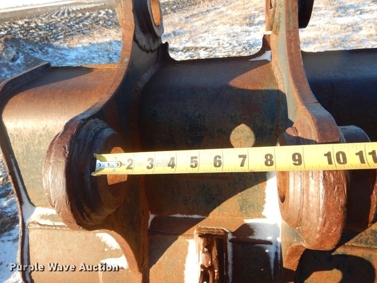 image for item DK3446 36"W excavator bucket