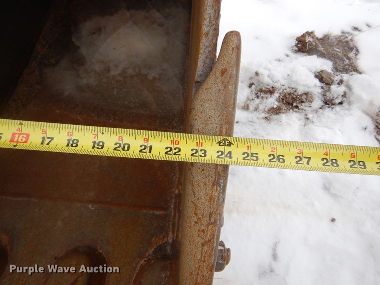 image for item DK3452 2002 Komatsu PC150LC-6K  excavator