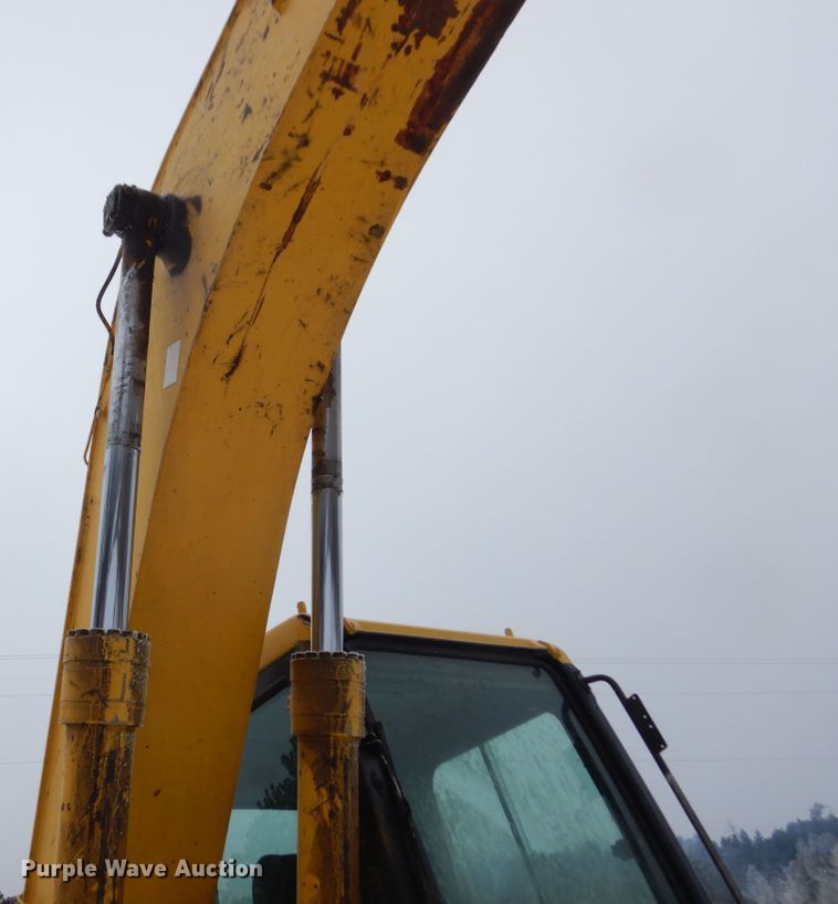 image for item DK3452 2002 Komatsu PC150LC-6K  excavator