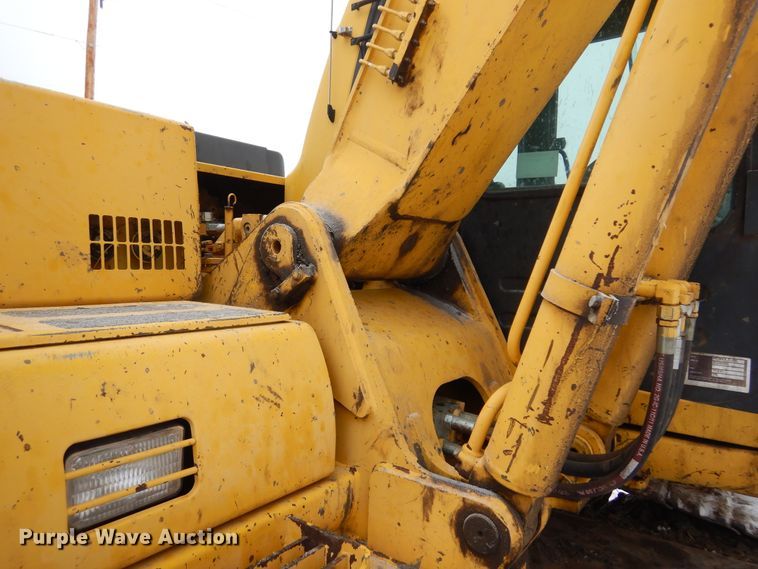 image for item DK3452 2002 Komatsu PC150LC-6K  excavator