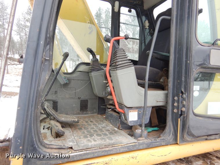 image for item DK3452 2002 Komatsu PC150LC-6K  excavator
