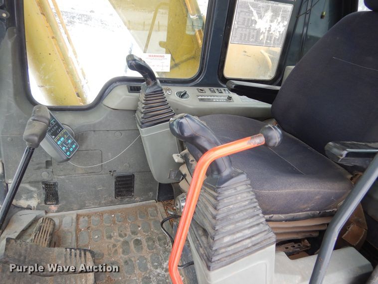 image for item DK3452 2002 Komatsu PC150LC-6K  excavator