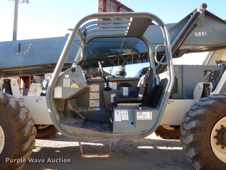 image for item DK8709 2005 Terex TH1056C  telehandler