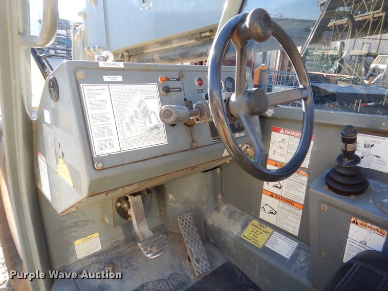 image for item DK8709 2005 Terex TH1056C  telehandler