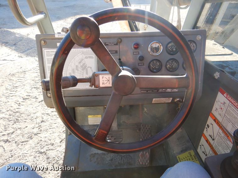 image for item DK8709 2005 Terex TH1056C  telehandler