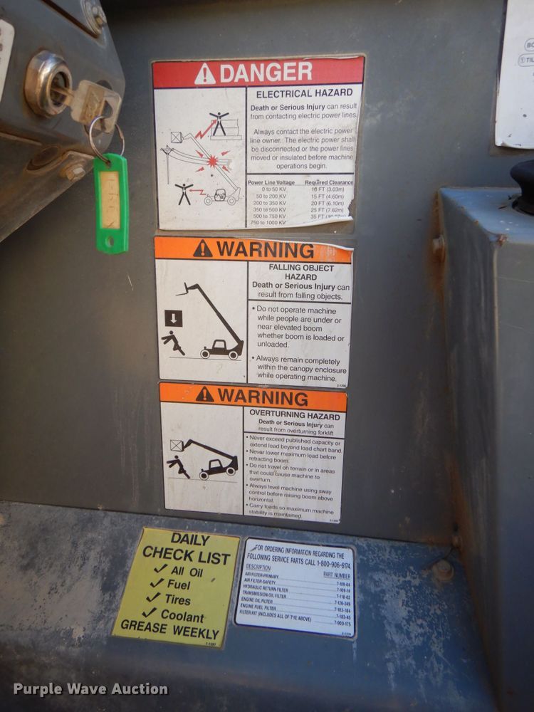 image for item DK8709 2005 Terex TH1056C  telehandler