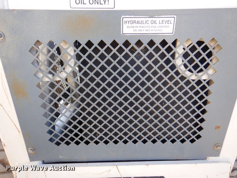 image for item DK8709 2005 Terex TH1056C  telehandler