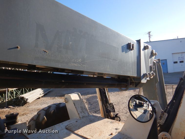 image for item DK8709 2005 Terex TH1056C  telehandler