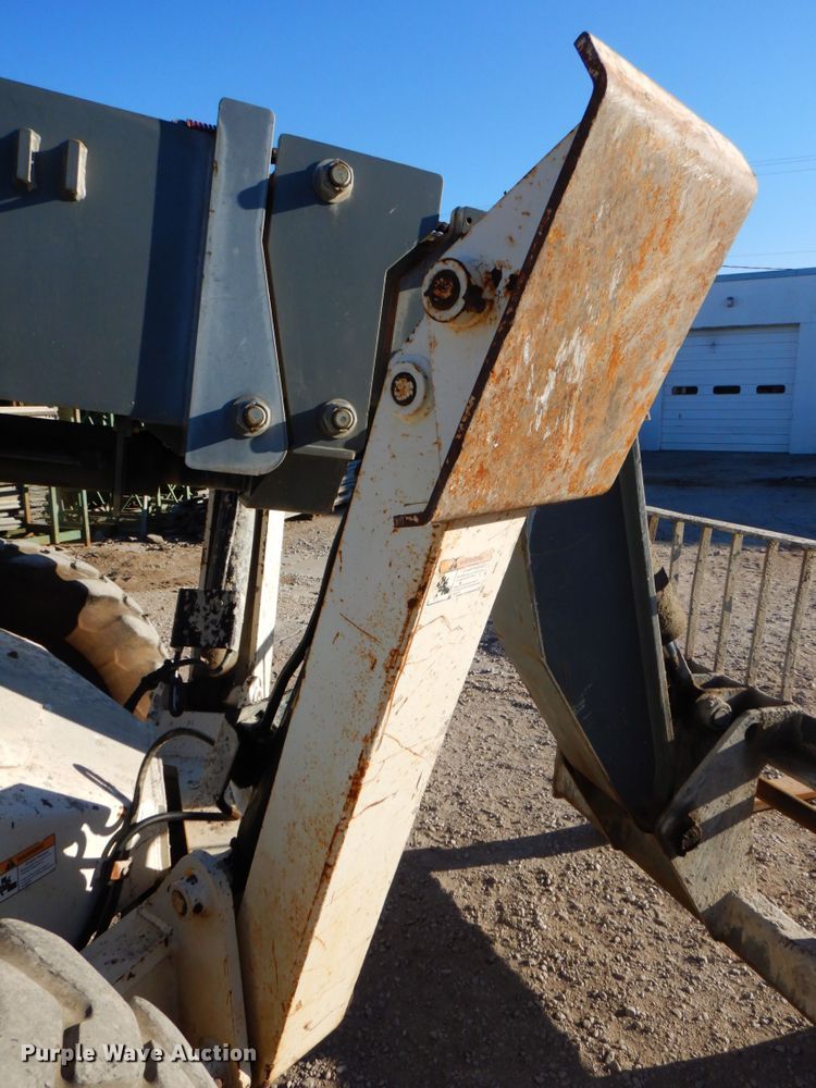 image for item DK8709 2005 Terex TH1056C  telehandler