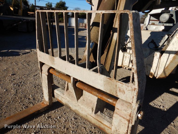 image for item DK8709 2005 Terex TH1056C  telehandler