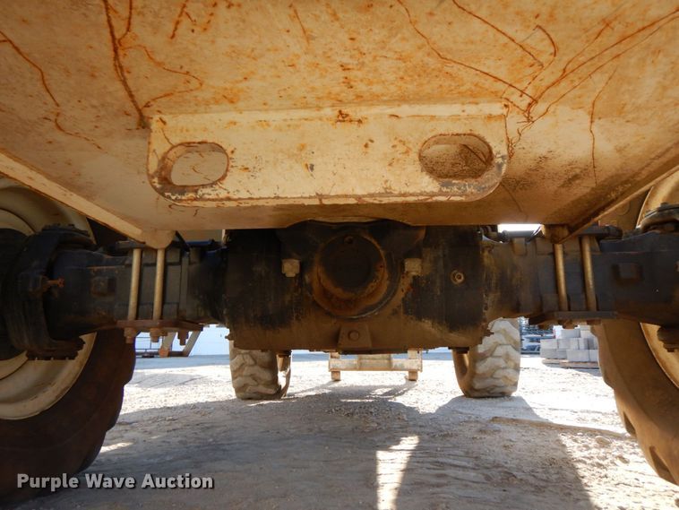 image for item DK8709 2005 Terex TH1056C  telehandler