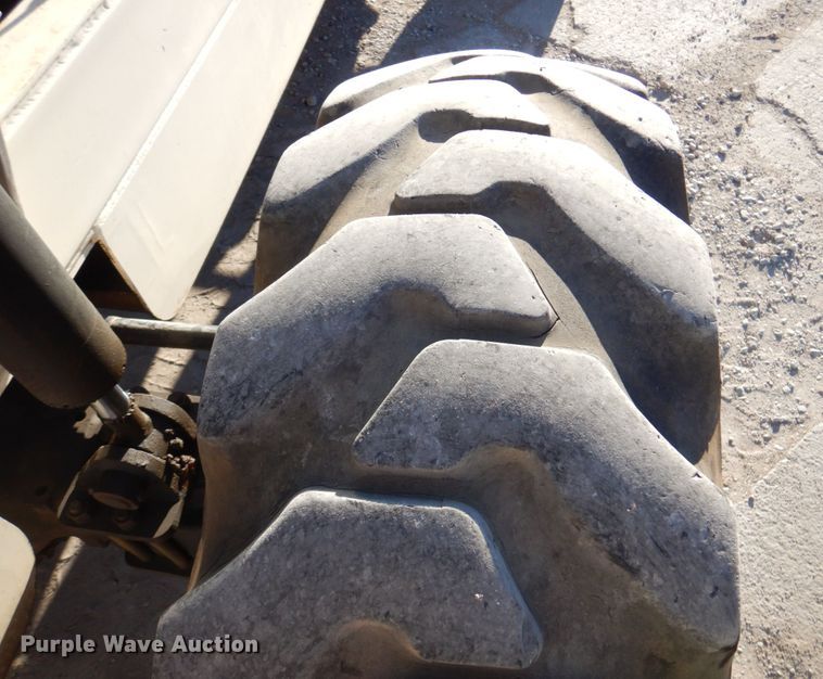 image for item DK8709 2005 Terex TH1056C  telehandler