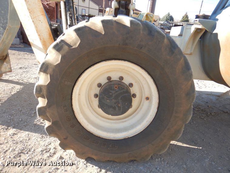 image for item DK8709 2005 Terex TH1056C  telehandler