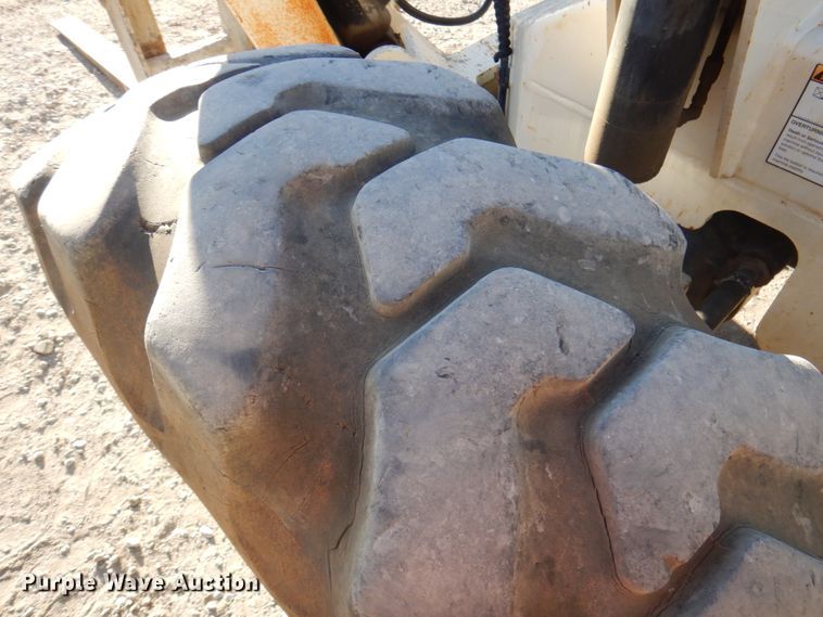 image for item DK8709 2005 Terex TH1056C  telehandler