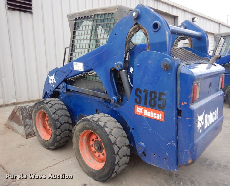 image for item DK8710 2012 Bobcat S185  skid steer loader