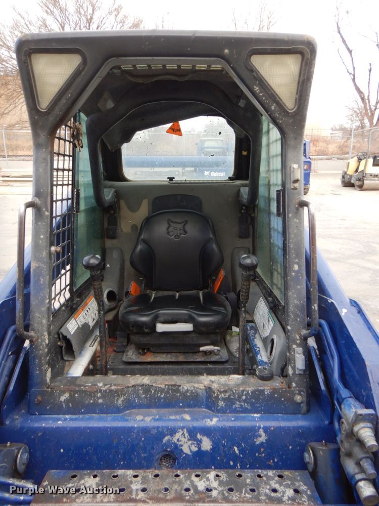 image for item DK8711 2011 Bobcat S185  skid steer loader
