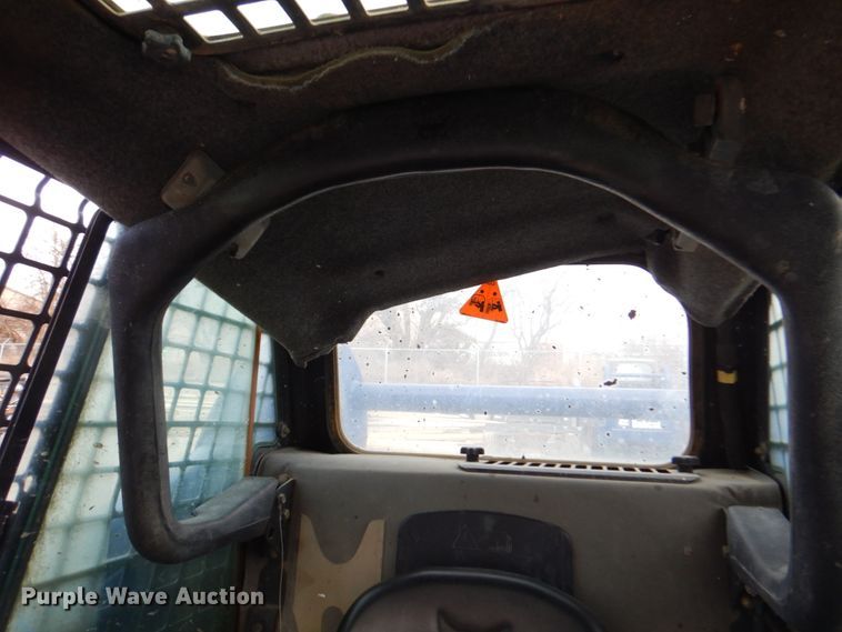 image for item DK8711 2011 Bobcat S185  skid steer loader