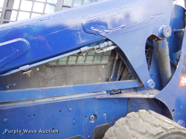 image for item DK8711 2011 Bobcat S185  skid steer loader