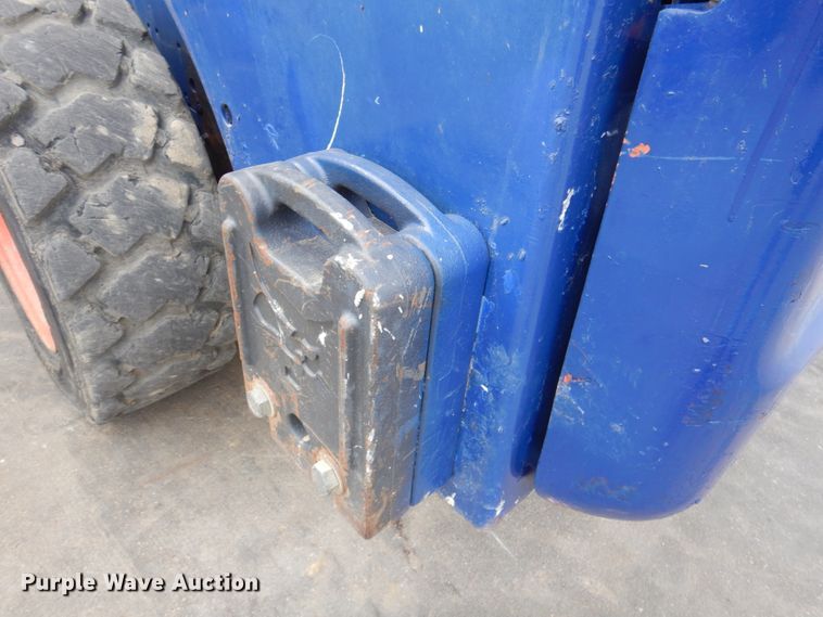 image for item DK8711 2011 Bobcat S185  skid steer loader