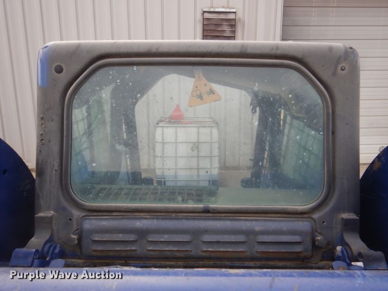 image for item DK8711 2011 Bobcat S185  skid steer loader