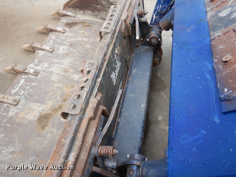 image for item DK8711 2011 Bobcat S185  skid steer loader