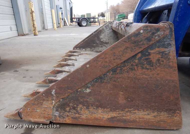 image for item DK8711 2011 Bobcat S185  skid steer loader