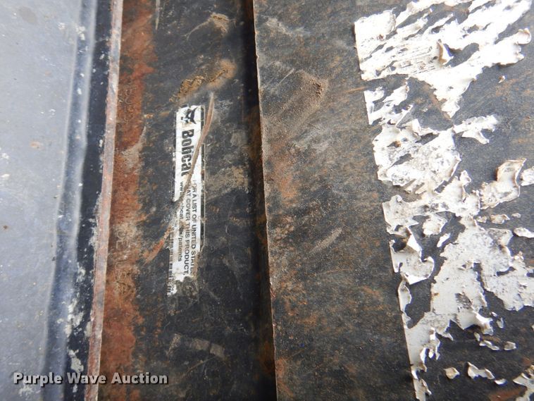 image for item DK8711 2011 Bobcat S185  skid steer loader