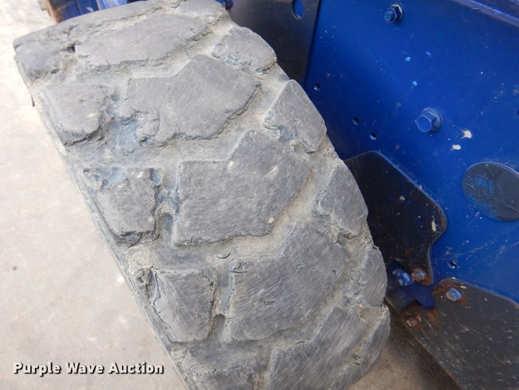 image for item DK8711 2011 Bobcat S185  skid steer loader