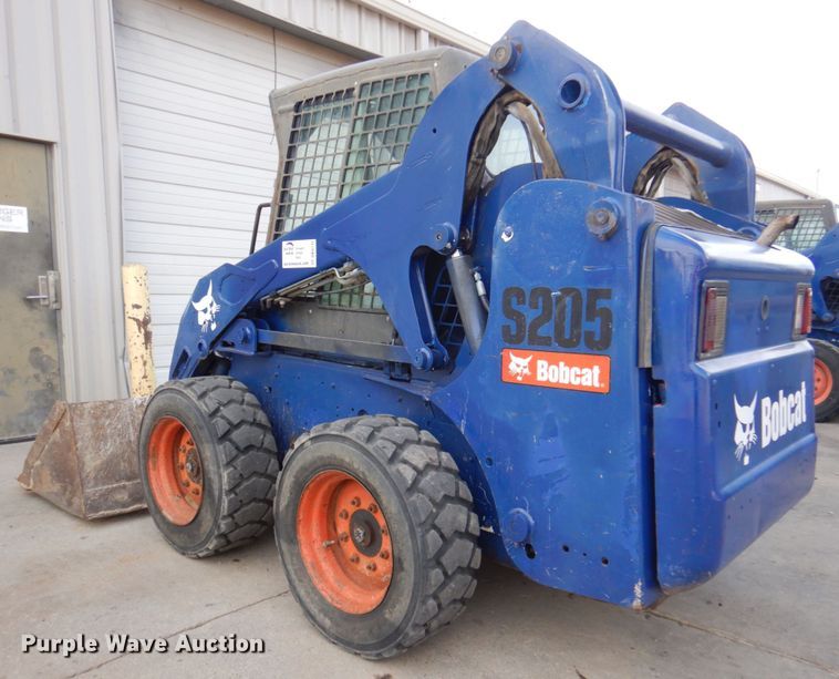 image for item DK8712 2011 Bobcat S205  skid steer loader