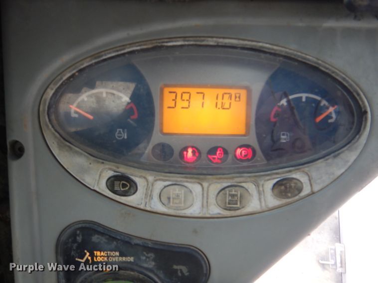 image for item DK8712 2011 Bobcat S205  skid steer loader