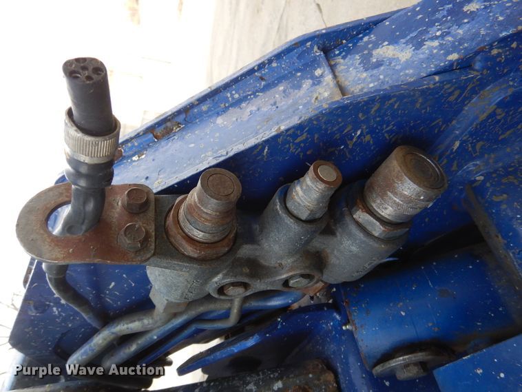 image for item DK8712 2011 Bobcat S205  skid steer loader