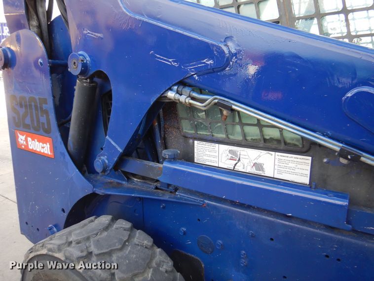 image for item DK8712 2011 Bobcat S205  skid steer loader