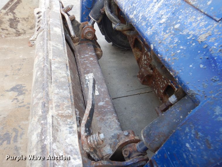 image for item DK8712 2011 Bobcat S205  skid steer loader