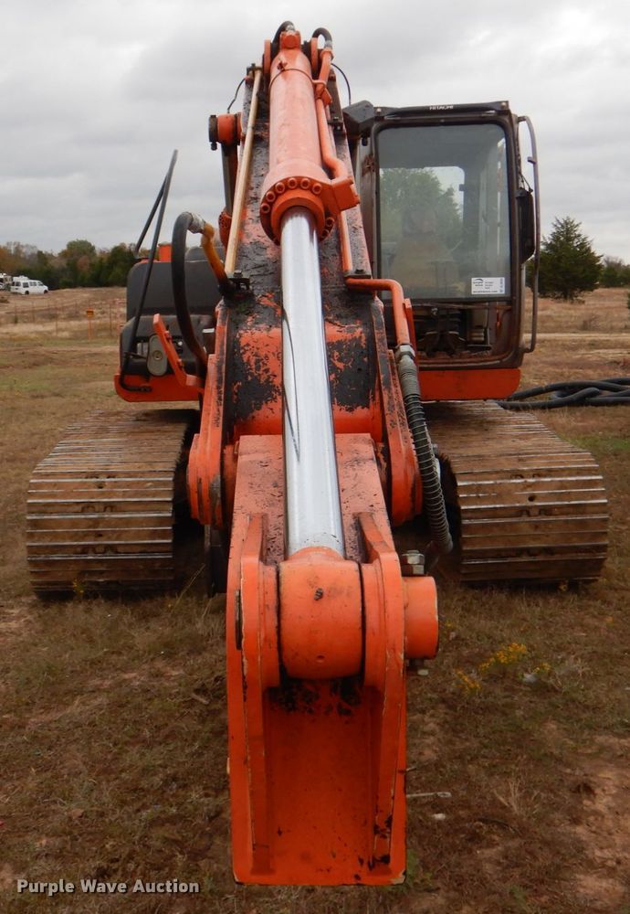image for item DL0694 2005 Hitachi ZX200LC  excavator