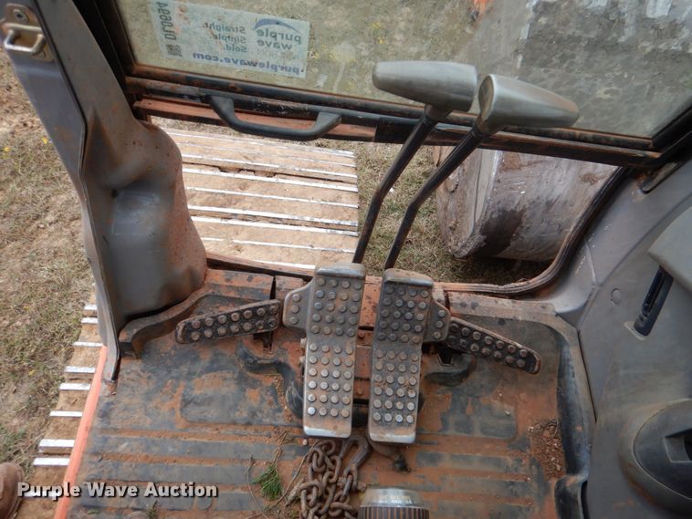 image for item DL0694 2005 Hitachi ZX200LC  excavator