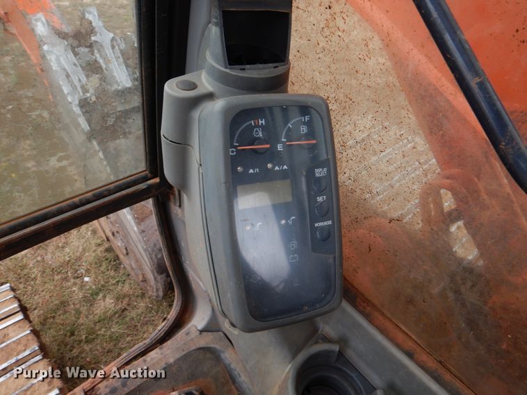 image for item DL0694 2005 Hitachi ZX200LC  excavator
