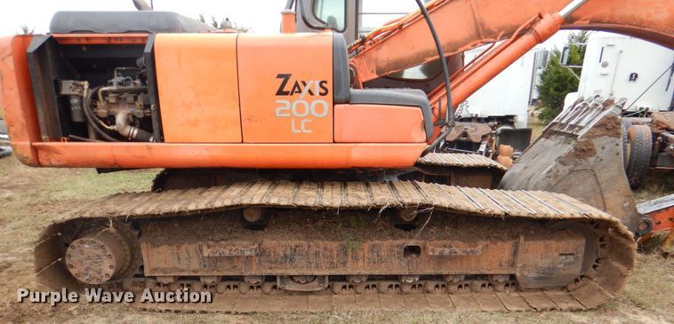 image for item DL0694 2005 Hitachi ZX200LC  excavator
