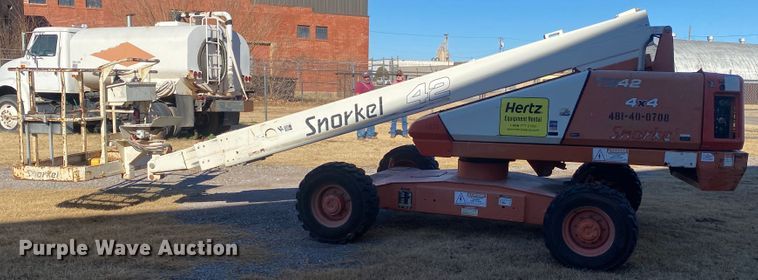 image for item DL1334 2006 Snorkel TB-42CU  boom lift