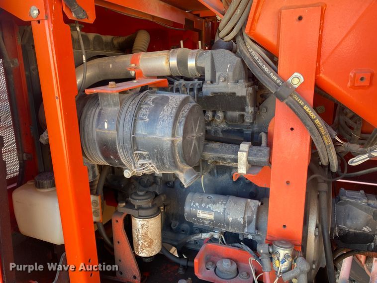 image for item DL1334 2006 Snorkel TB-42CU  boom lift