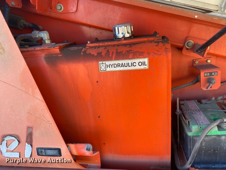 image for item DL1334 2006 Snorkel TB-42CU  boom lift