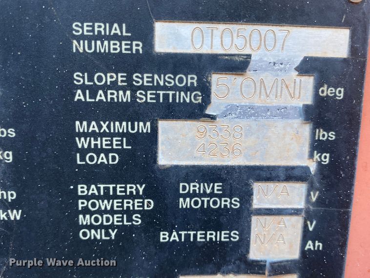 image for item DL1334 2006 Snorkel TB-42CU  boom lift