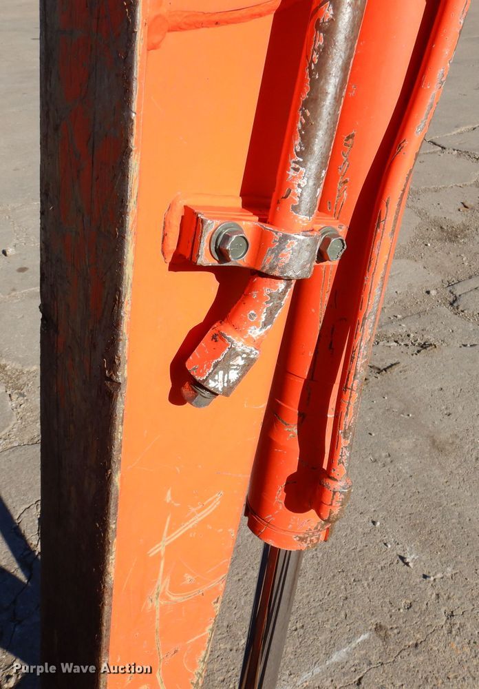 image for item DL5898 1998 Kubota KX61-2  mini excavator