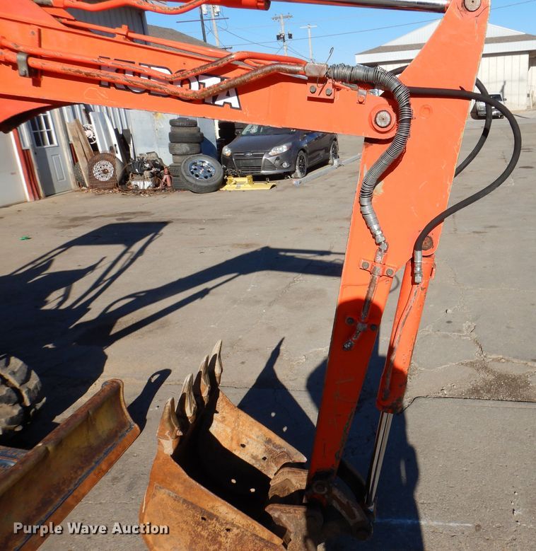 image for item DL5898 1998 Kubota KX61-2  mini excavator